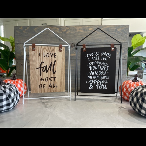 - 2 pack of Fall Reversible signs- home decor - Picture 7 of 12